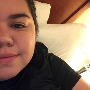 Meet your Posher, Veronica